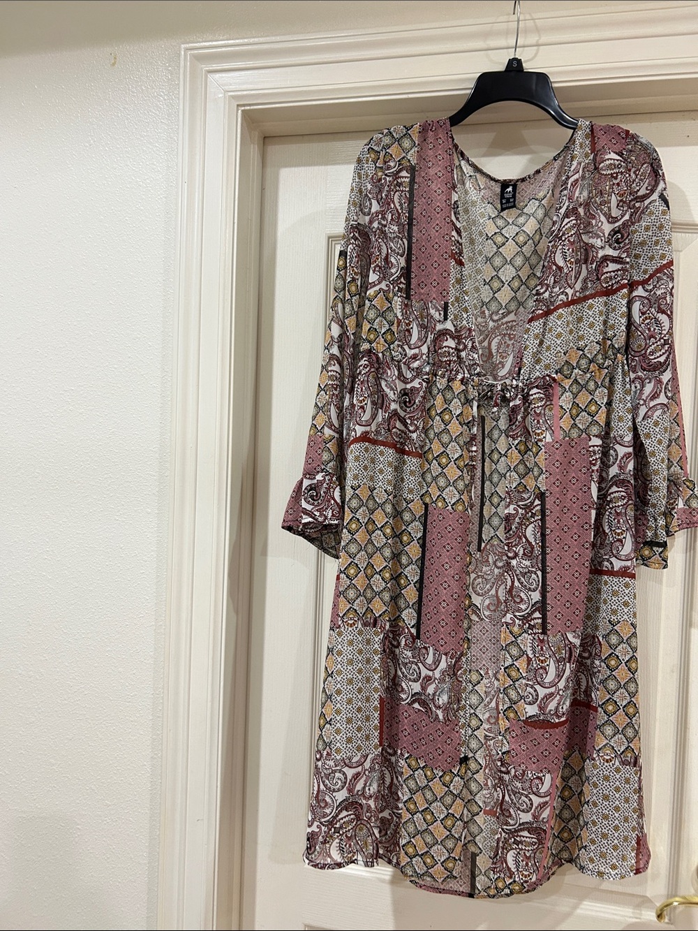 Cuidado con el perro Patchwork Paisley Tunic Dress - Dusty Rose Multi